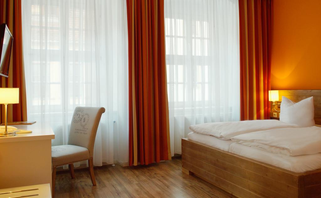 פרייברג Hotel Am Obermarkt מראה חיצוני תמונה