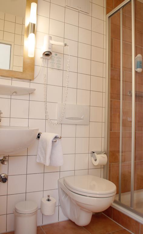 פרייברג Hotel Am Obermarkt מראה חיצוני תמונה