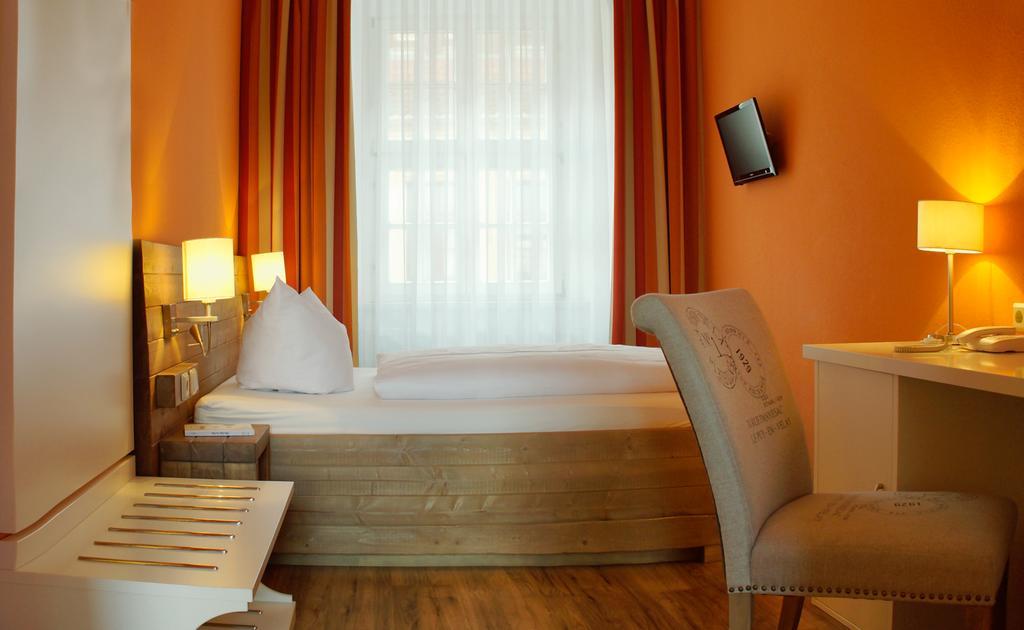 פרייברג Hotel Am Obermarkt מראה חיצוני תמונה