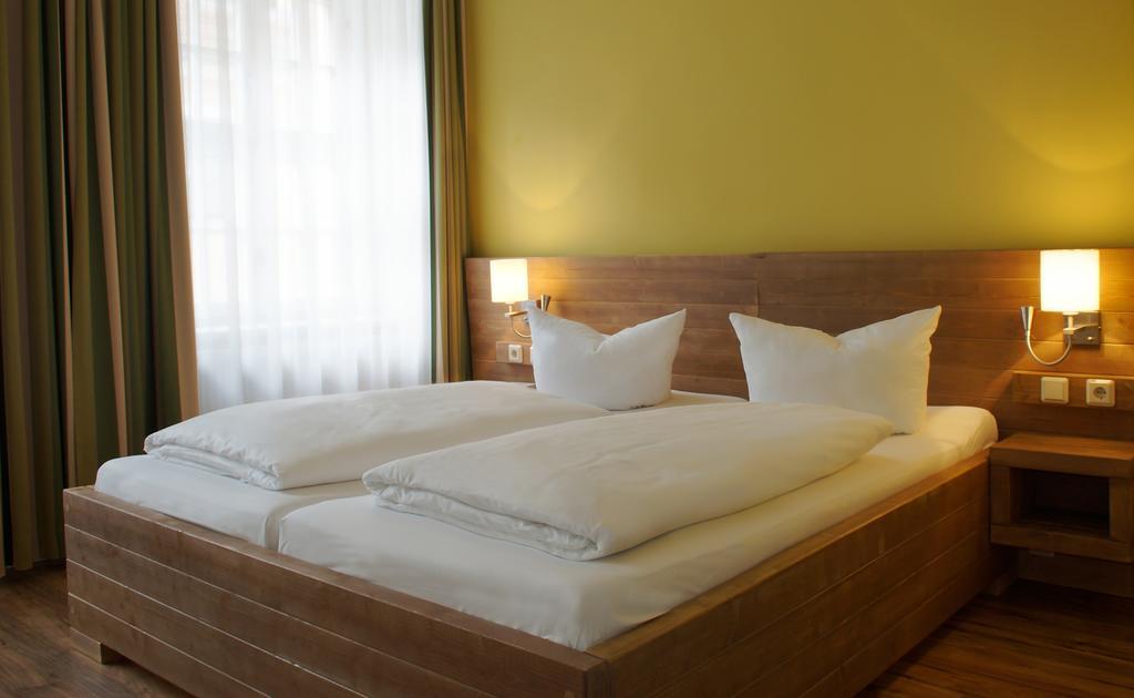 פרייברג Hotel Am Obermarkt מראה חיצוני תמונה